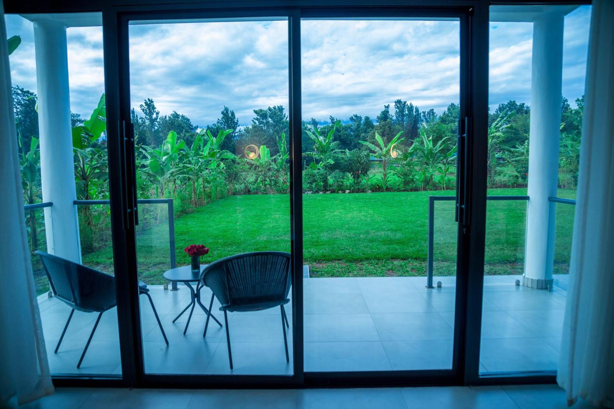 Shose Farmhouse Chalets & Campsite Moshi Exterior photo