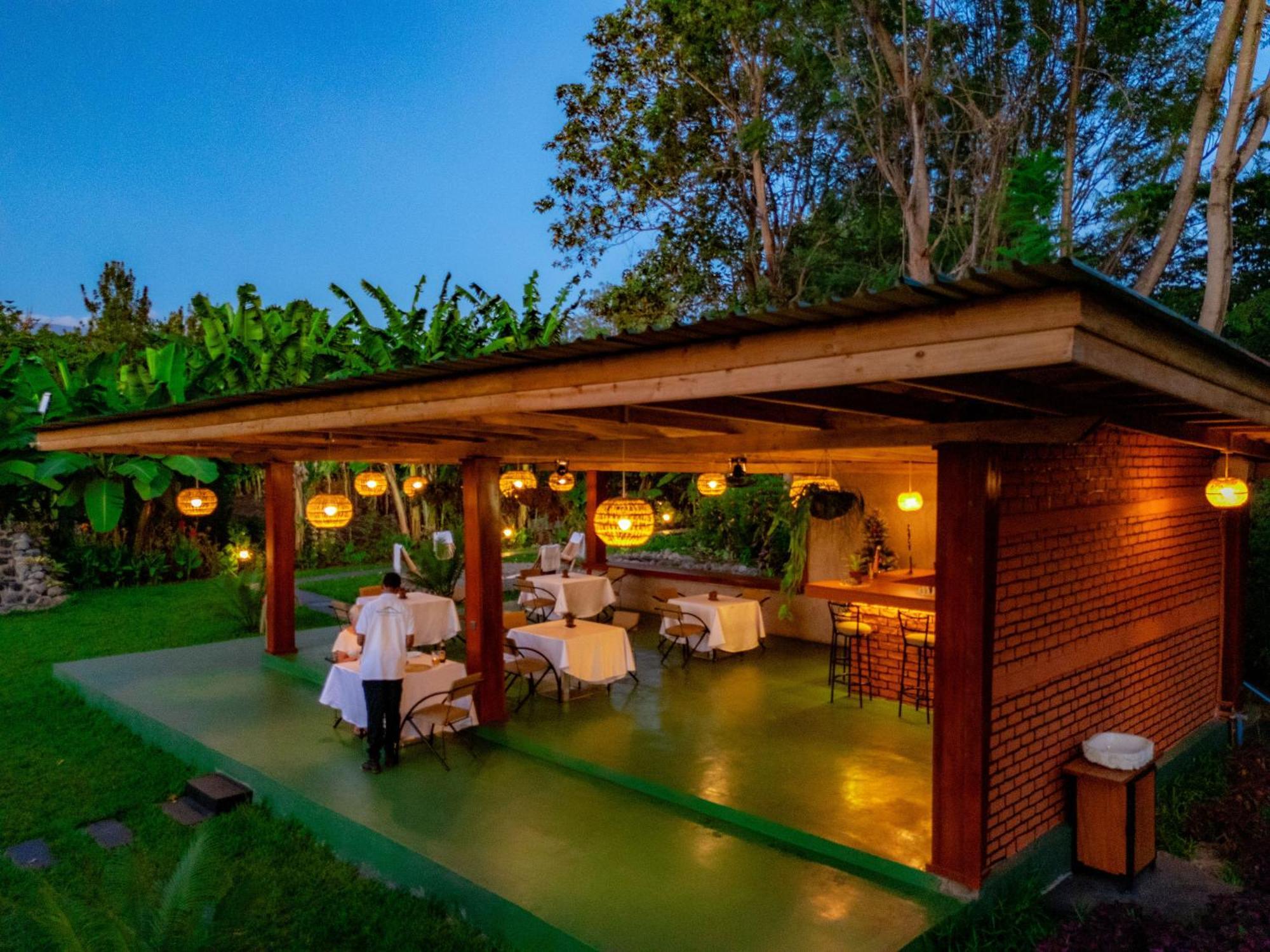 Shose Farmhouse Chalets & Campsite Moshi Exterior photo